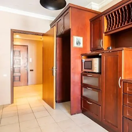 By The Sea Apartment *